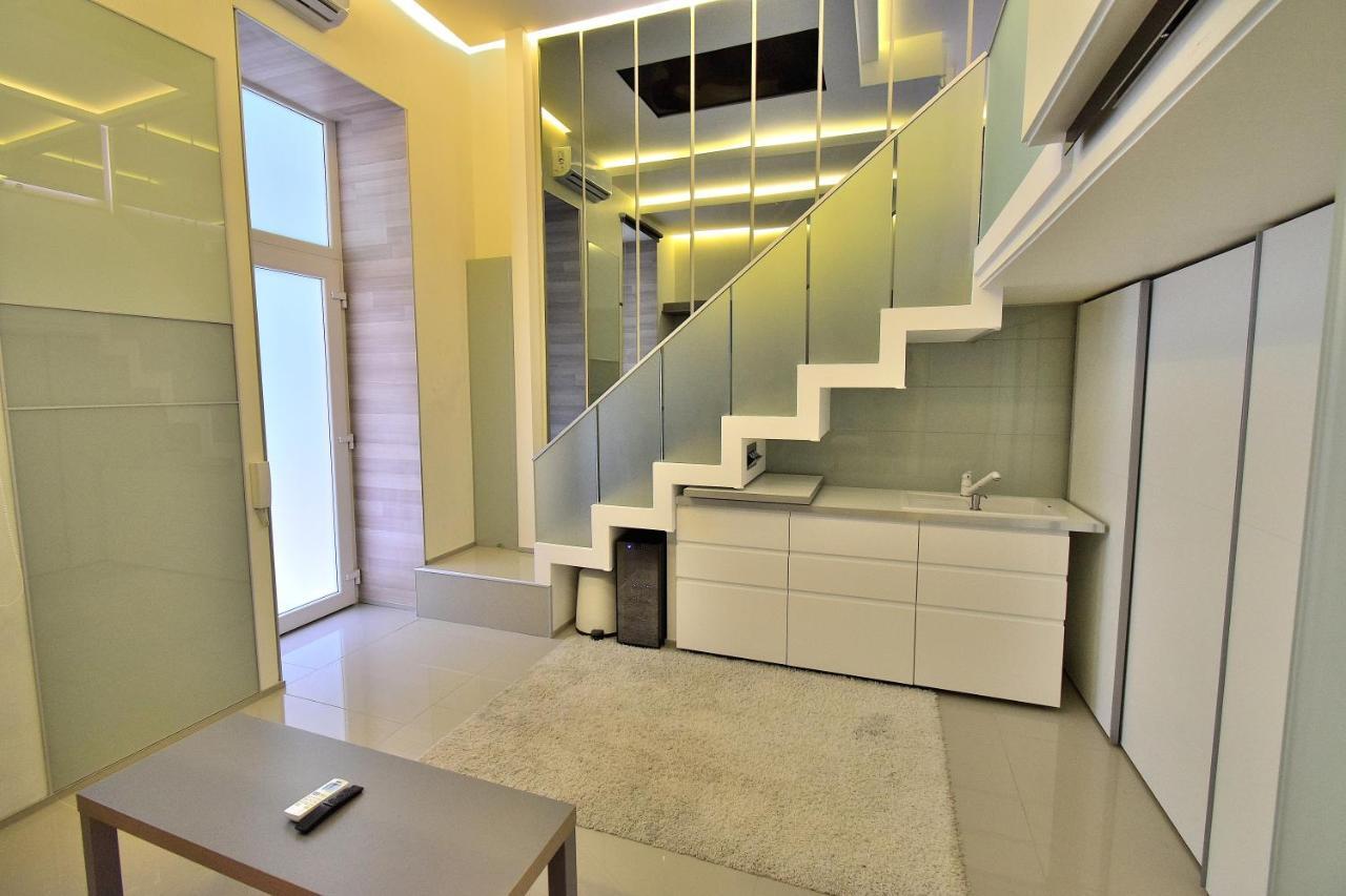 Small Sziv 3 Апартаменти